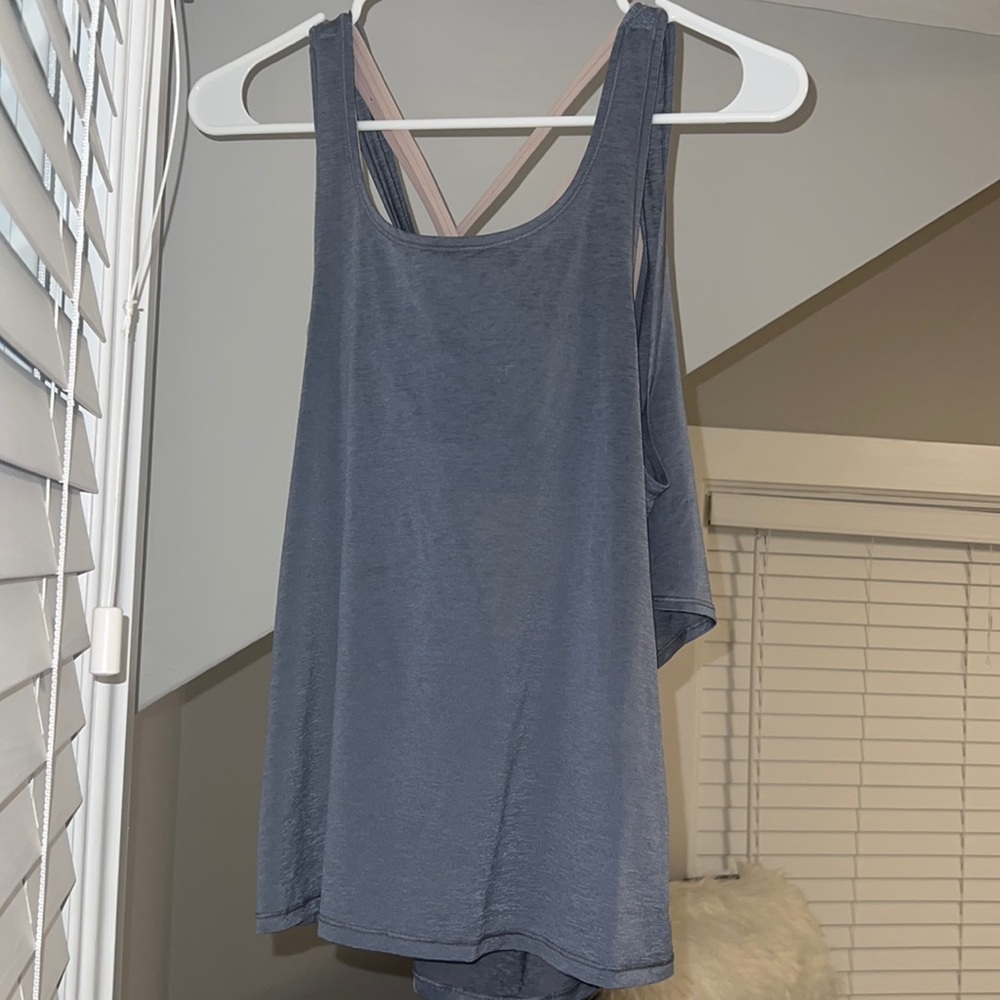 Lululemon tank! Size 6